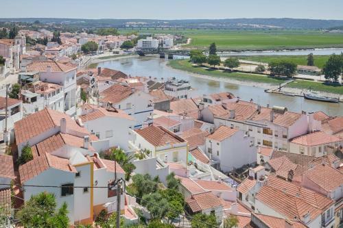 Apartamento Lightful Refuge On The River Front, By Timecooler