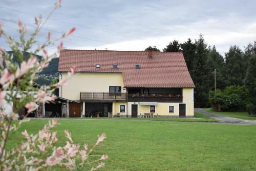 Hostel Kmetija Frange?
