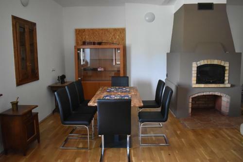 Hostel Kmetija Frange?