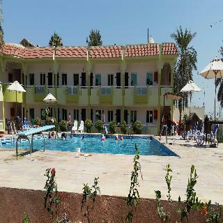 Hotel Flamingo Beach Resort
