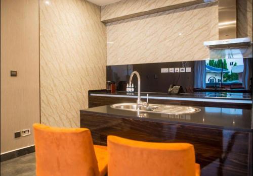 Apartamento Luxurious One Bedroom Executive Space Available