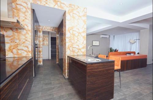 Apartamento Luxurious One Bedroom Executive Space Available