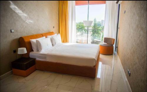 Apartamento Luxurious One Bedroom Executive Space Available