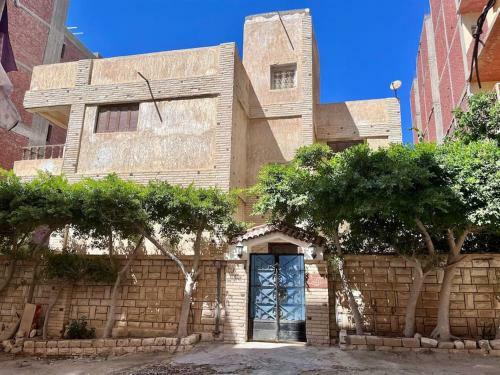 Peaceful 5br Villa + 4bath W/ Private Pool