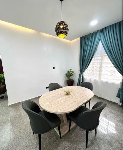 Apartamento Crazy Cheap 4 Bedroom Shortets.