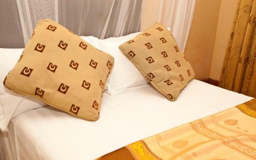 Hotel Mosa Court Apartments