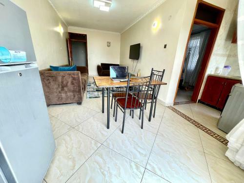 Apartamento Spacious 1bdrm Condo-unlimited Wifi, Central Kla