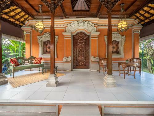 Tiis Garden Puri Villas
