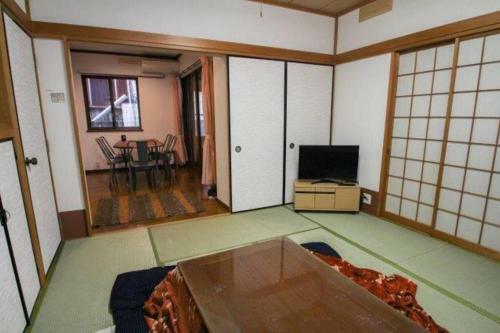 Komae House