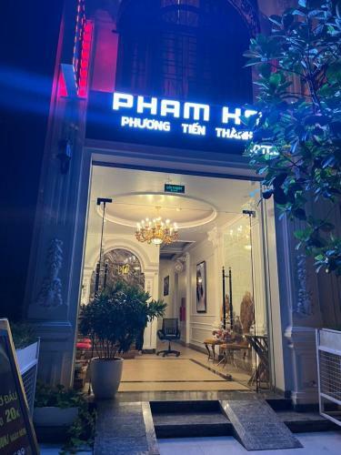 Ph?m H� Ph??ng Ti?n Th�nh Hotel