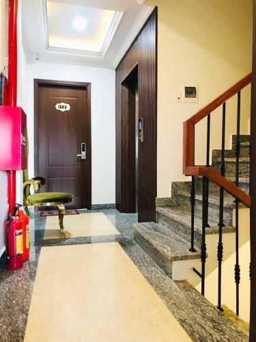 Ph?m H� Ph??ng Ti?n Th�nh Hotel