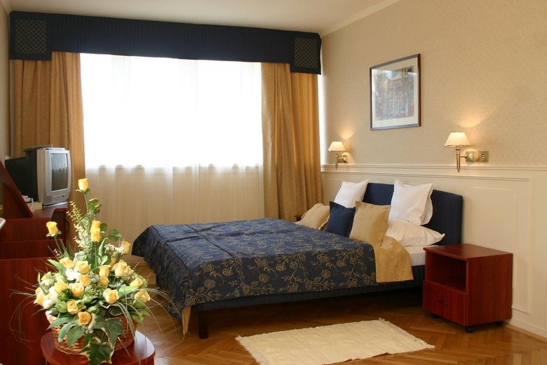 Alfa Art Hotel