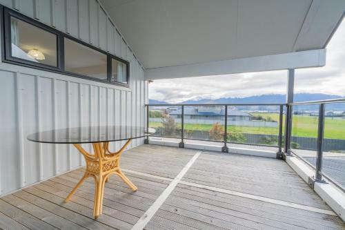 Acheron Homestead - Te Anau Holiday Home
