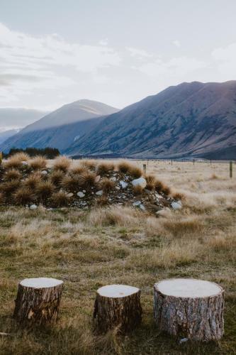 Peak View Cabin - Ben Ohau - Stylish Seclusion