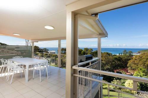 Blissful Retreat With Panoramic Views Of One Mile