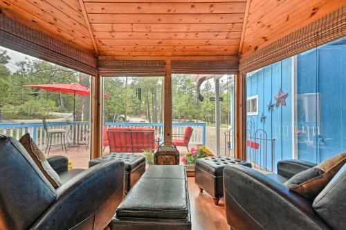 Colorful Munds Park Cabin With Deck And Fireplace