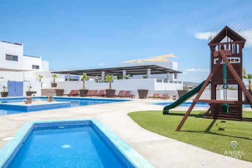 Oceanview Roofdeck And 2 Pools Gym Theater Onsite