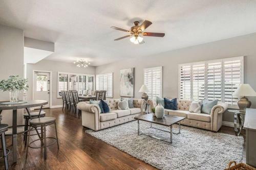 Scottsdale Luxury - Pool, Bbq, Smoker, And Pool Table