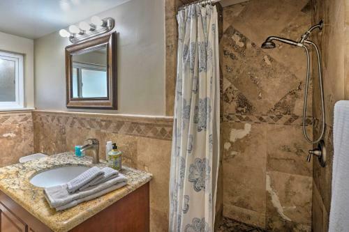 Quiet Anaheim Home With Pool, 5 Mi To Disney!