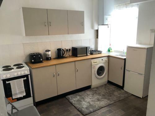 4-bedroom House Close To Barnsley Centre