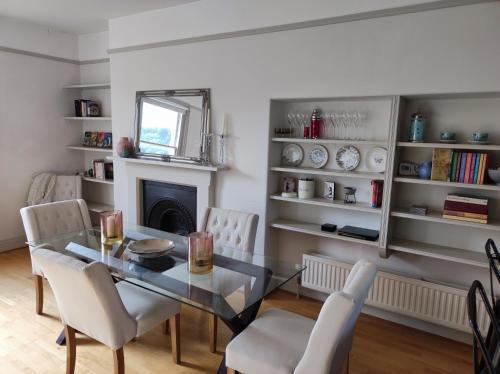 Apartamento Bath City Centre 3 Floor Maisonette Sleeps 12