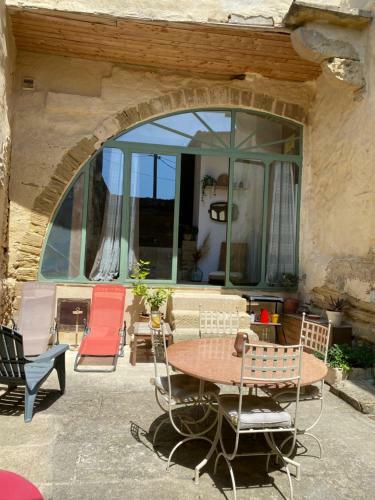 Jolie Maison de Village Pleine de Charme