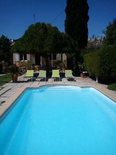 Apartamento Studio Moderne Avec Piscine � Aubagne En Provence