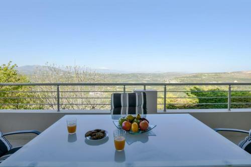 Blue Sky Villa In Crete