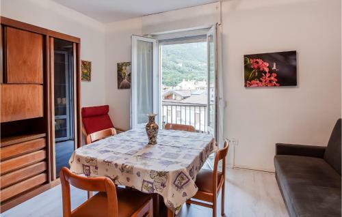 Stunning Apartment In Avio With 2 Bedrooms