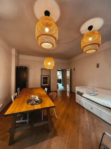 Klasyczny Apartament W Sercu Bytomia