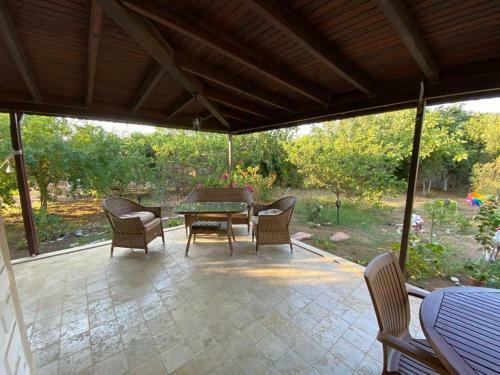 V?lla Ern?s - Dat�a Raykent Tat?l S?tes? - K?ralik