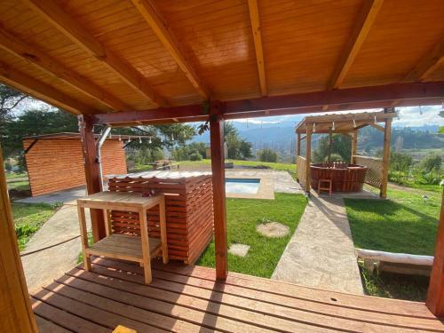 Caba�a Con Piscina Y Tinaja.
