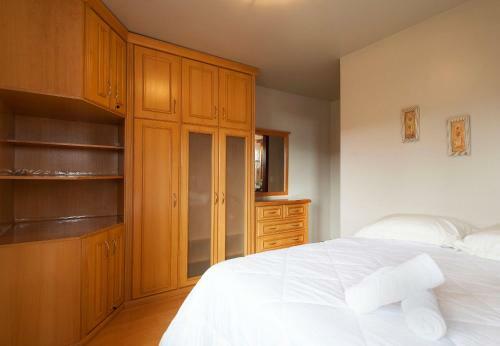 Apartamento Completo No Centro De Canela - Para 6 Pessoas