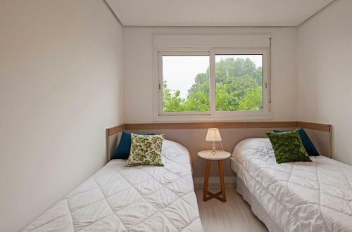 Apartamento Completo Com Dois Quartos - Pr�ximo � Catedral De Pedra
