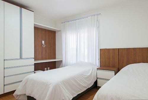 3 Quartos Em Canela - Decorado E Equipado Em Bairro Tranquilo