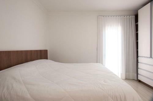 3 Quartos Em Canela - Decorado E Equipado Em Bairro Tranquilo