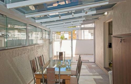 3 Quartos Em Canela - Decorado E Equipado Em Bairro Tranquilo