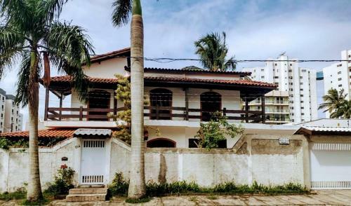 Casa A 150 M Da Praia Martins De S�