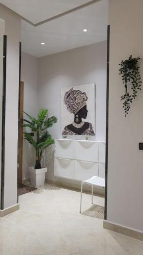 Charming New Large Luxurious Apartment.
