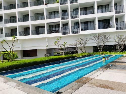 Apartamento Landmark Homey Coastline View With 3 Bdrm Condo