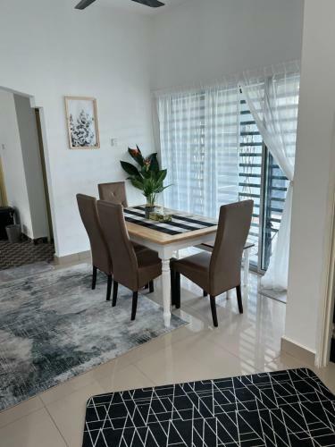Villa Kelabu Homestay With Private Pool