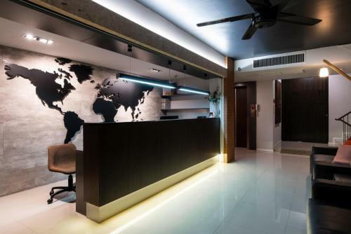 Kitzio House Hotel Huai Kwang