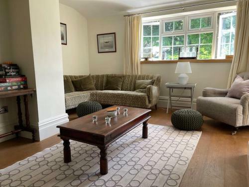 Hostal York Cottage House & Spa