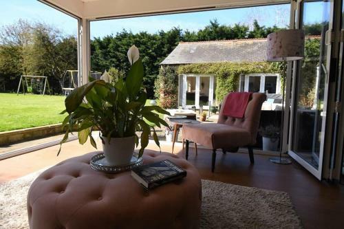 Hostal York Cottage House & Spa