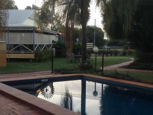 Tambo Mill Motel & Caravan Park