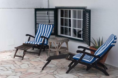 Villa Capela Beach House In Caparica