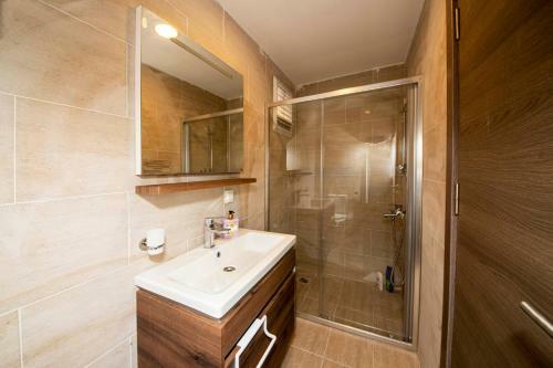 Villa Charming House With Shared Pool In Milas