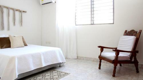 Big Room In Apartment Center Parque Novios