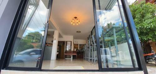 Hotel Grand Lanna Lotus Resort