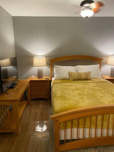 Cheerful 4-bedroom Home In Gated Community